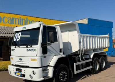 FORD CARGO 2428E